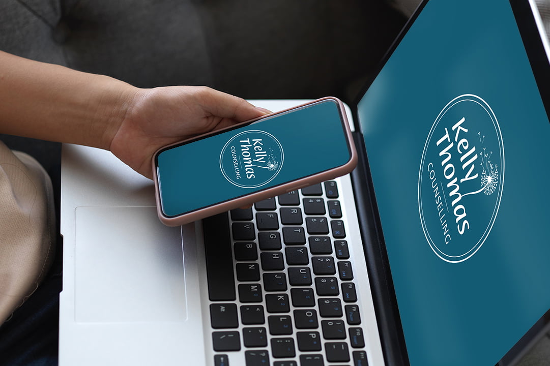 Logo design Kelly Thomas